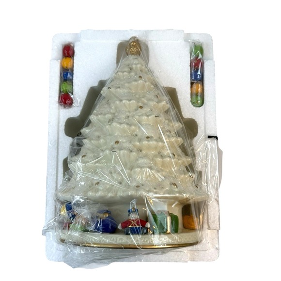 Avon Fiber Optic Tree White Porcelain 10" Christmas Musical Original Box w/Balls - Picture 7 of 10